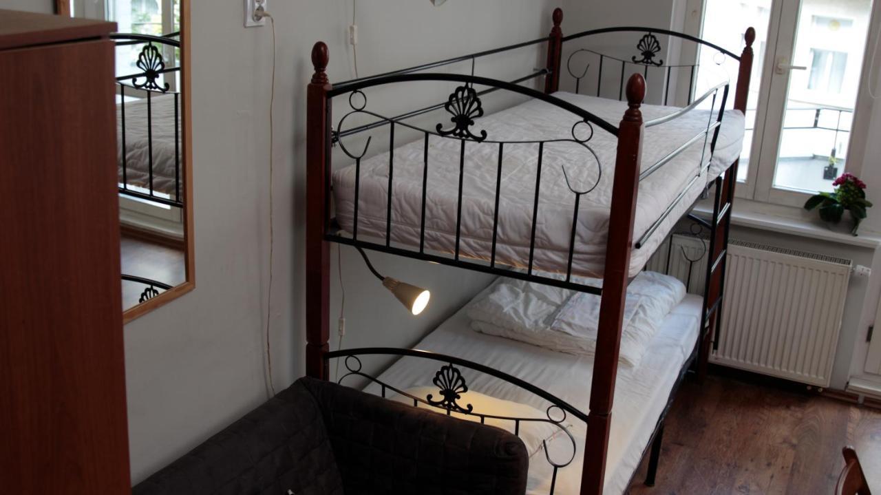 Pit Stop Hostel بوزنان المظهر الخارجي الصورة